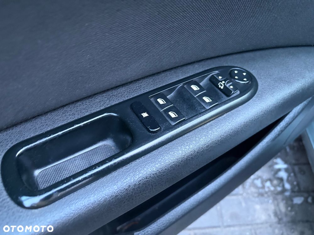 Peugeot 407 HDi 135 Automatik Premium - 18