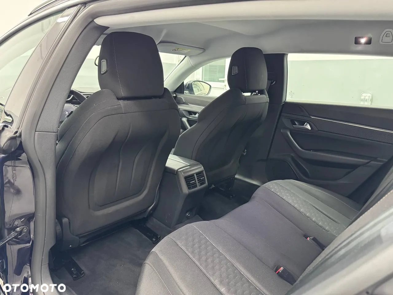 Peugeot 508 1.5 BlueHDi Active S&S EAT8 - 24