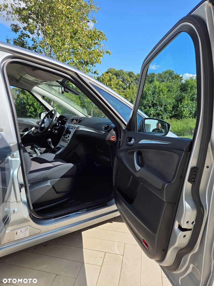 Ford S-Max - 9