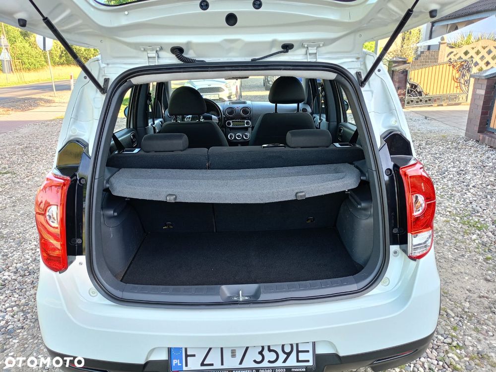 Mitsubishi Colt - 12