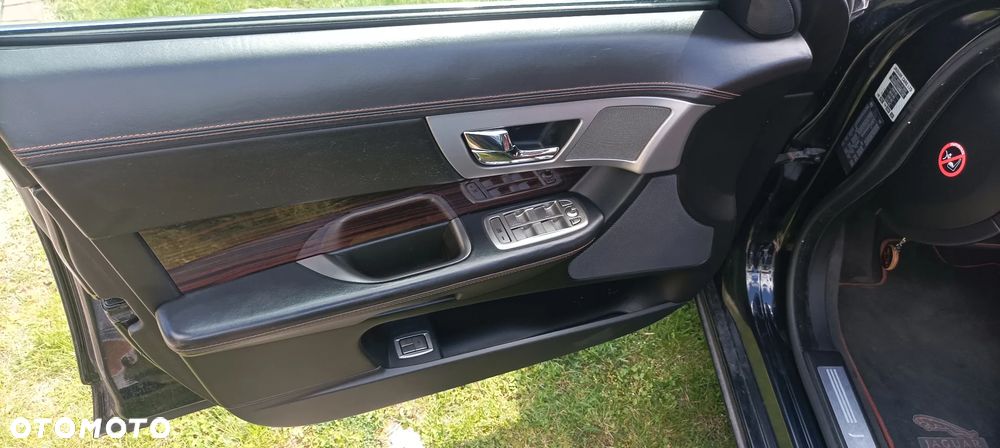Jaguar XF 3.0 V6 D S Premium Luxury - 11