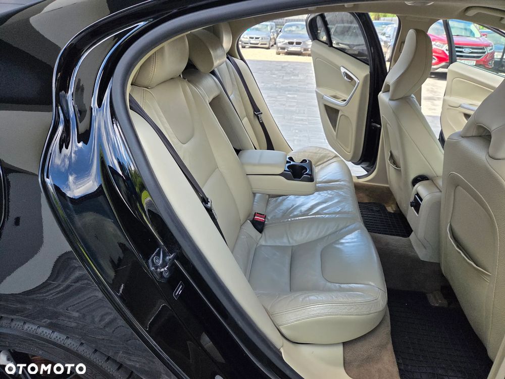 Volvo S60 - 26