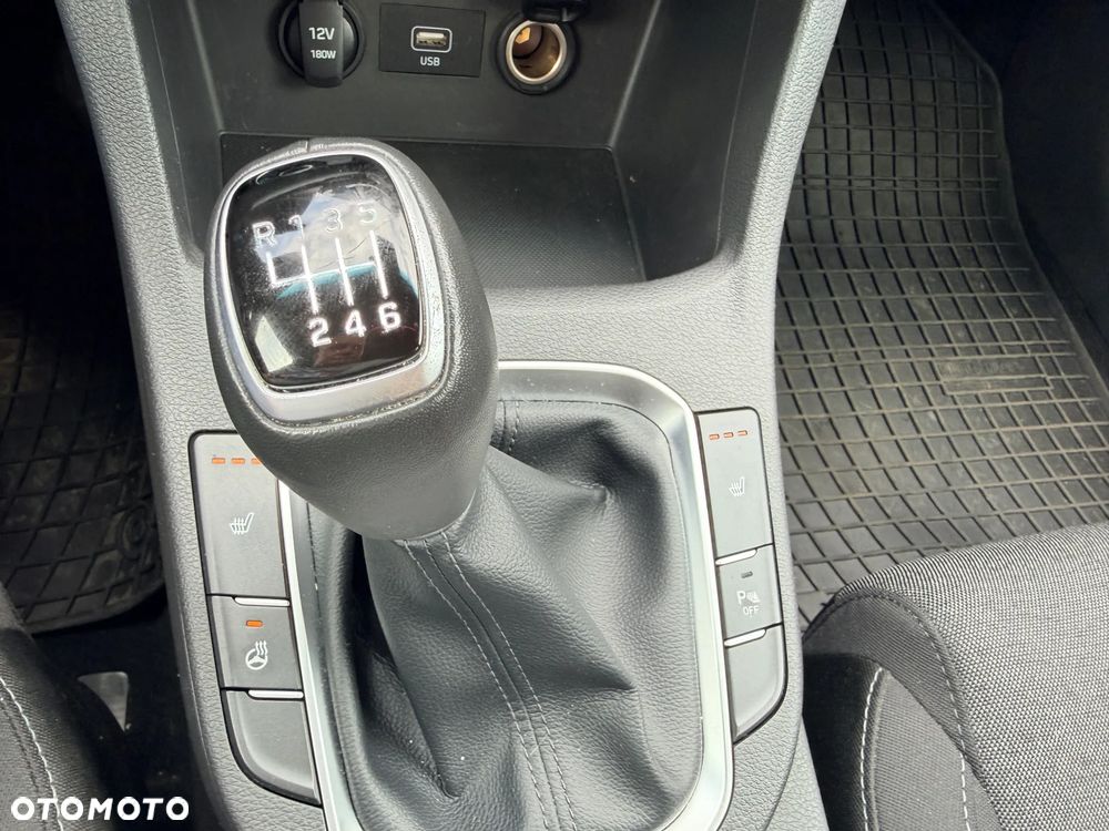 Hyundai i30 1.0 T-GDI Smart - 18