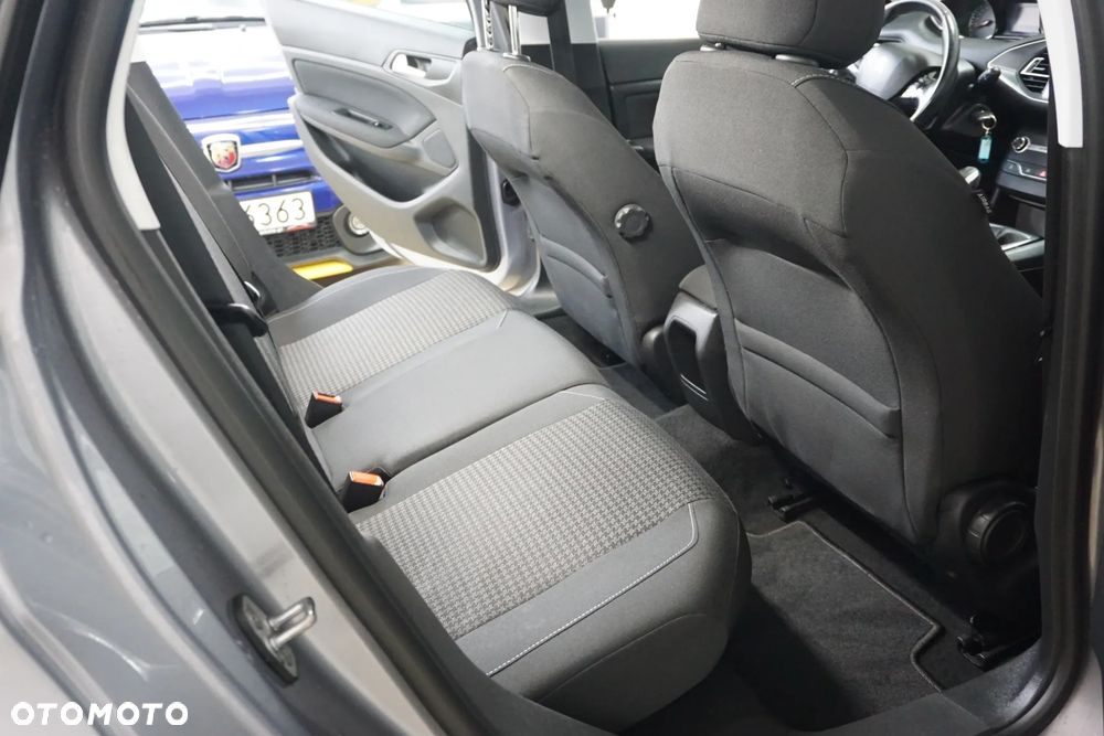 Peugeot 308 BlueHDi 100 Stop & Start Access - 27