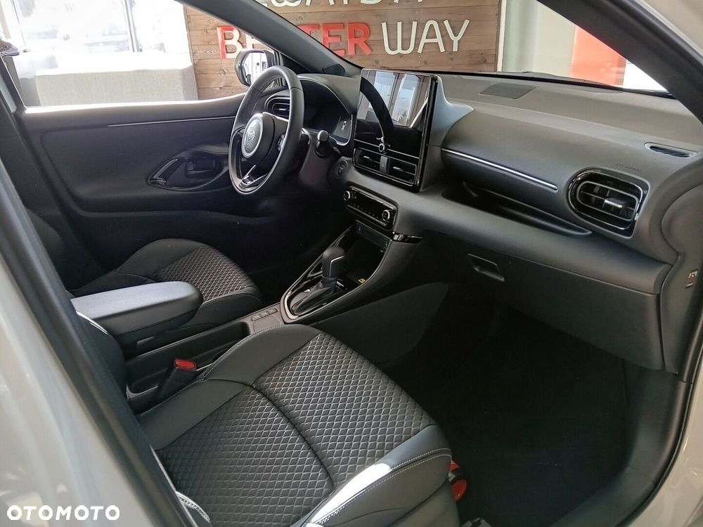Toyota Yaris Hybrid 1.5 Executive - 9