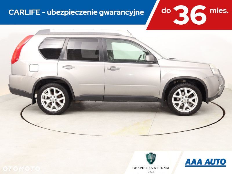 Nissan X-Trail - 8