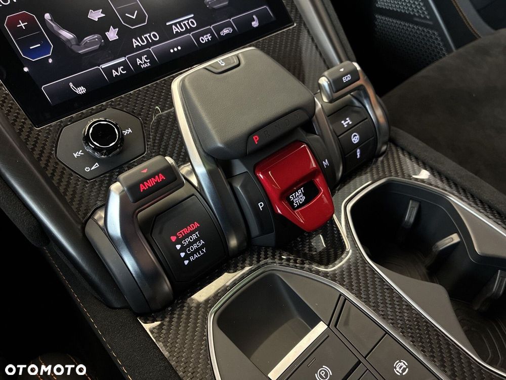 Lamborghini Urus - 14