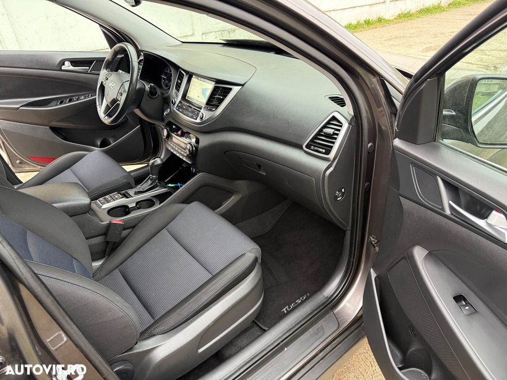 Hyundai Tucson blue 1.7 CRDi 2WD DCT Style - 10