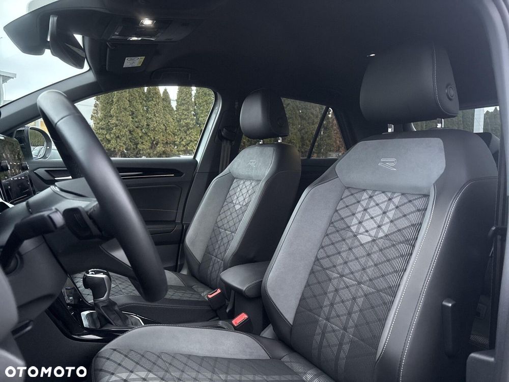 Volkswagen T-Roc - 13