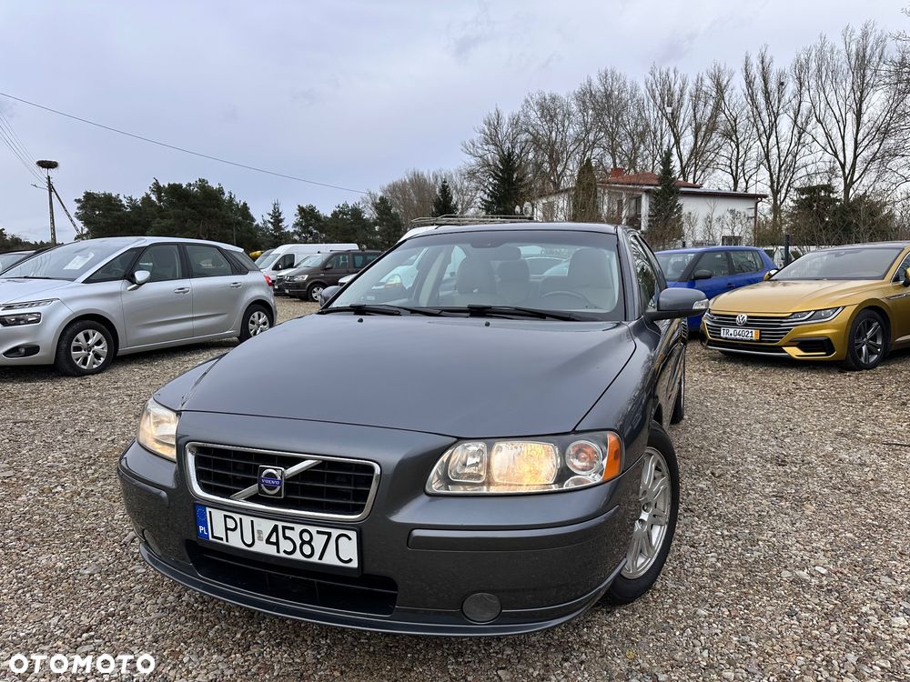 Volvo S60 2.4D Momentum - 3