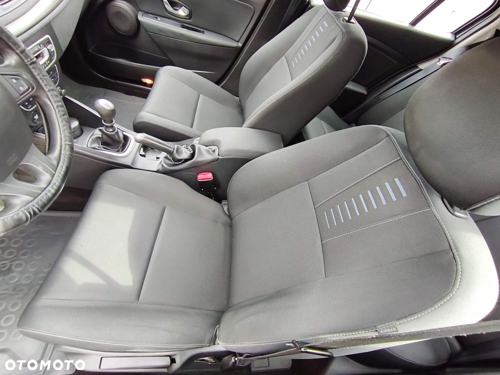 Renault Megane 1.6 16V Expression Euro5 - 9