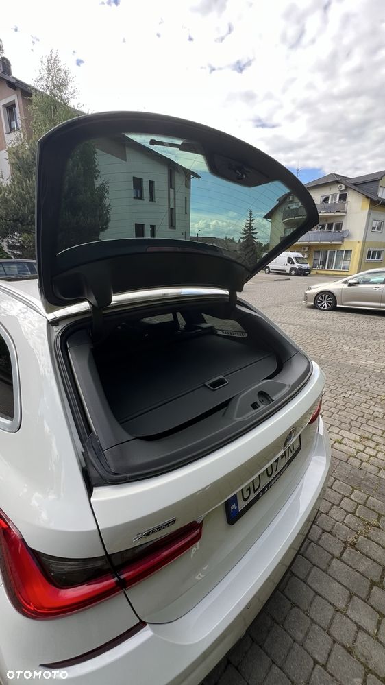 BMW Seria 3 320d xDrive M Sport - 20