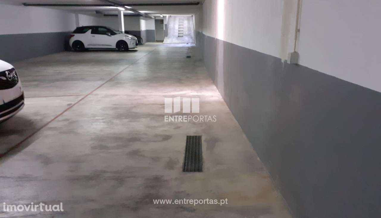 Venda de lugar de garagem no centro da cidade, na Póvoa de Varzim - Grande imagem: 3/3