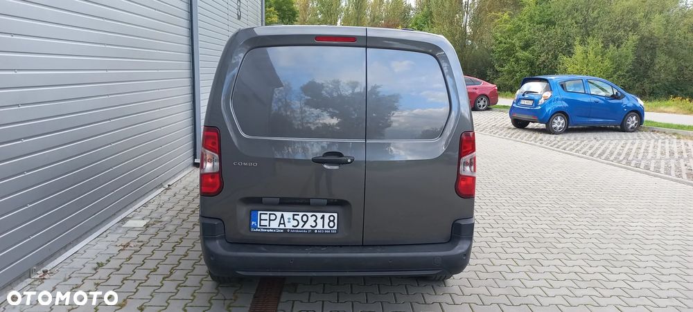 Opel COMBO - 14