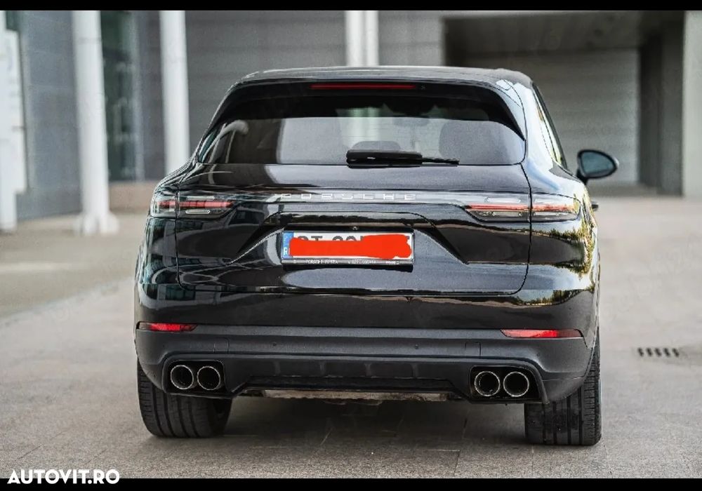 Porsche Cayenne S - 2