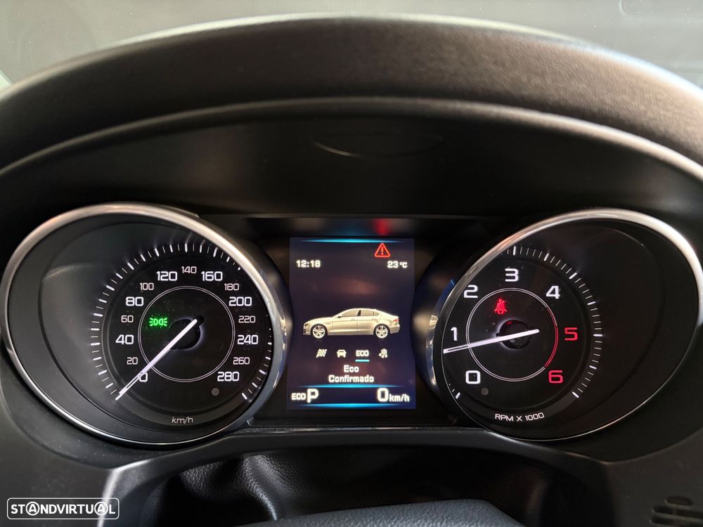 Jaguar XE E-Performance Aut. Prestige - 41