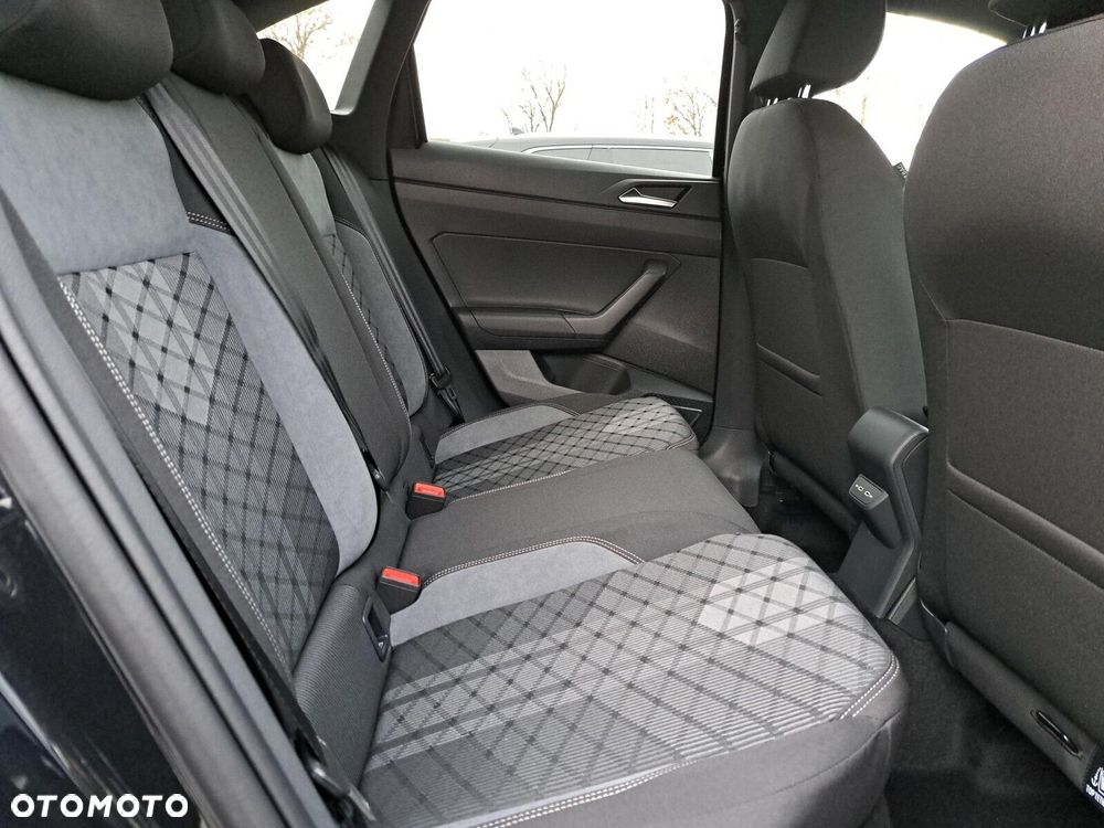 Volkswagen Taigo - 32