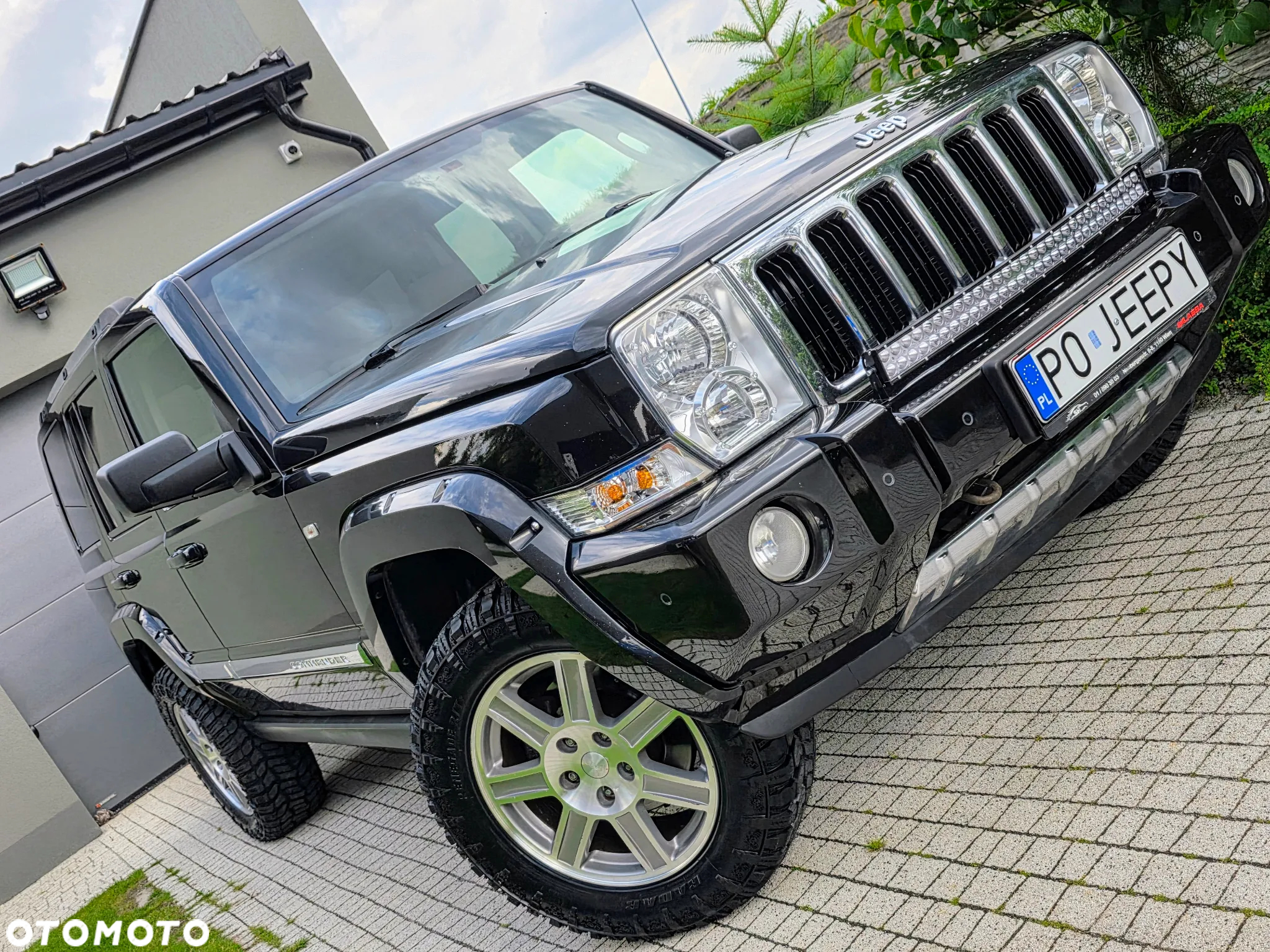 Jeep Commander 3.0 CRD Limited - 39