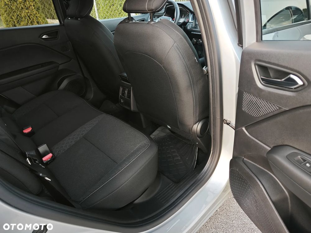 Renault Captur - 13