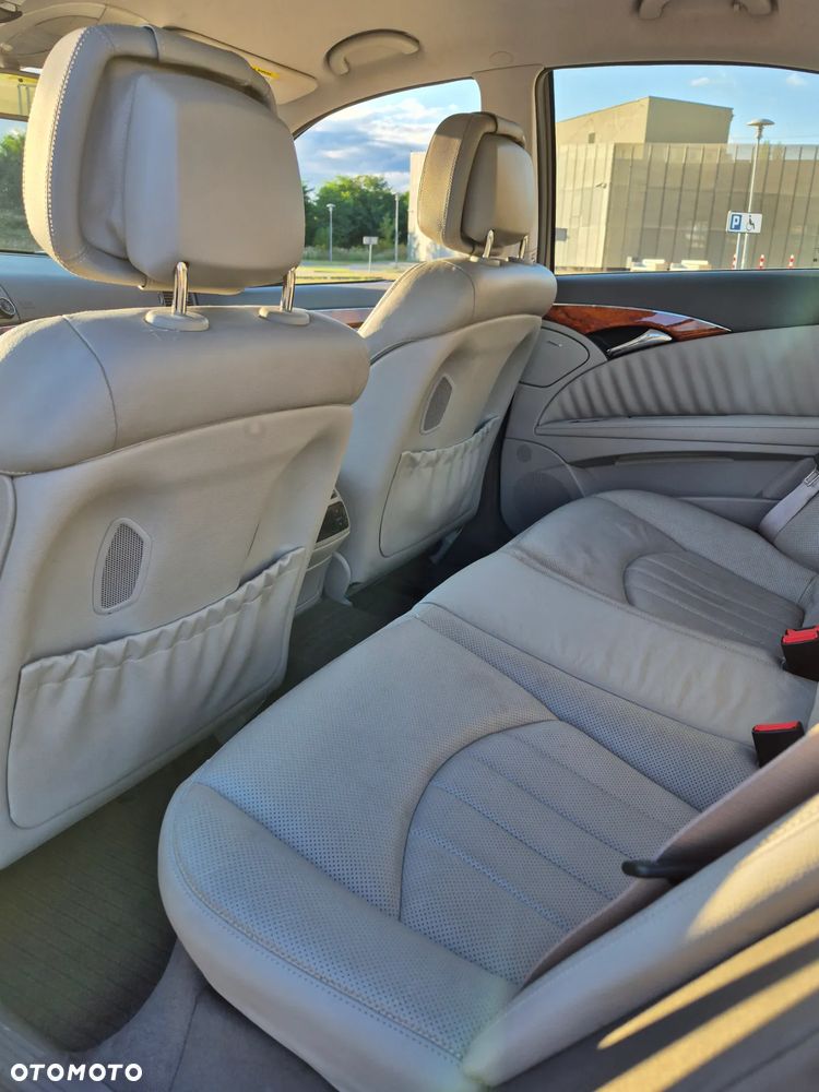 Mercedes-Benz Klasa E 500 4Matic Automatik Elegance - 6