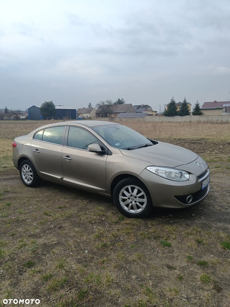 Renault Fluence 1.6 16V Expression - 8