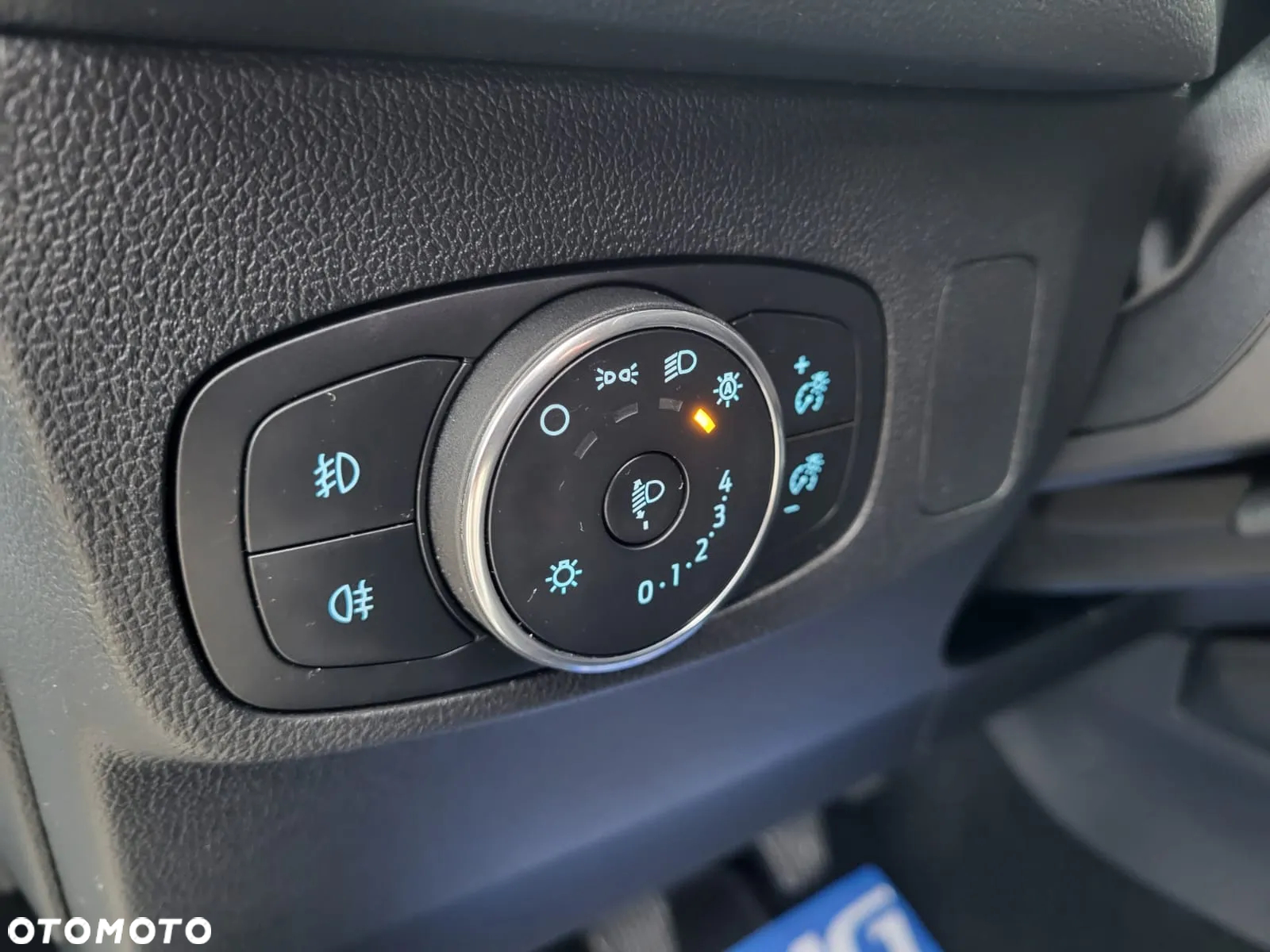 Ford Focus 1.0 EcoBoost Hybrid ACTIVE DESIGN - 21