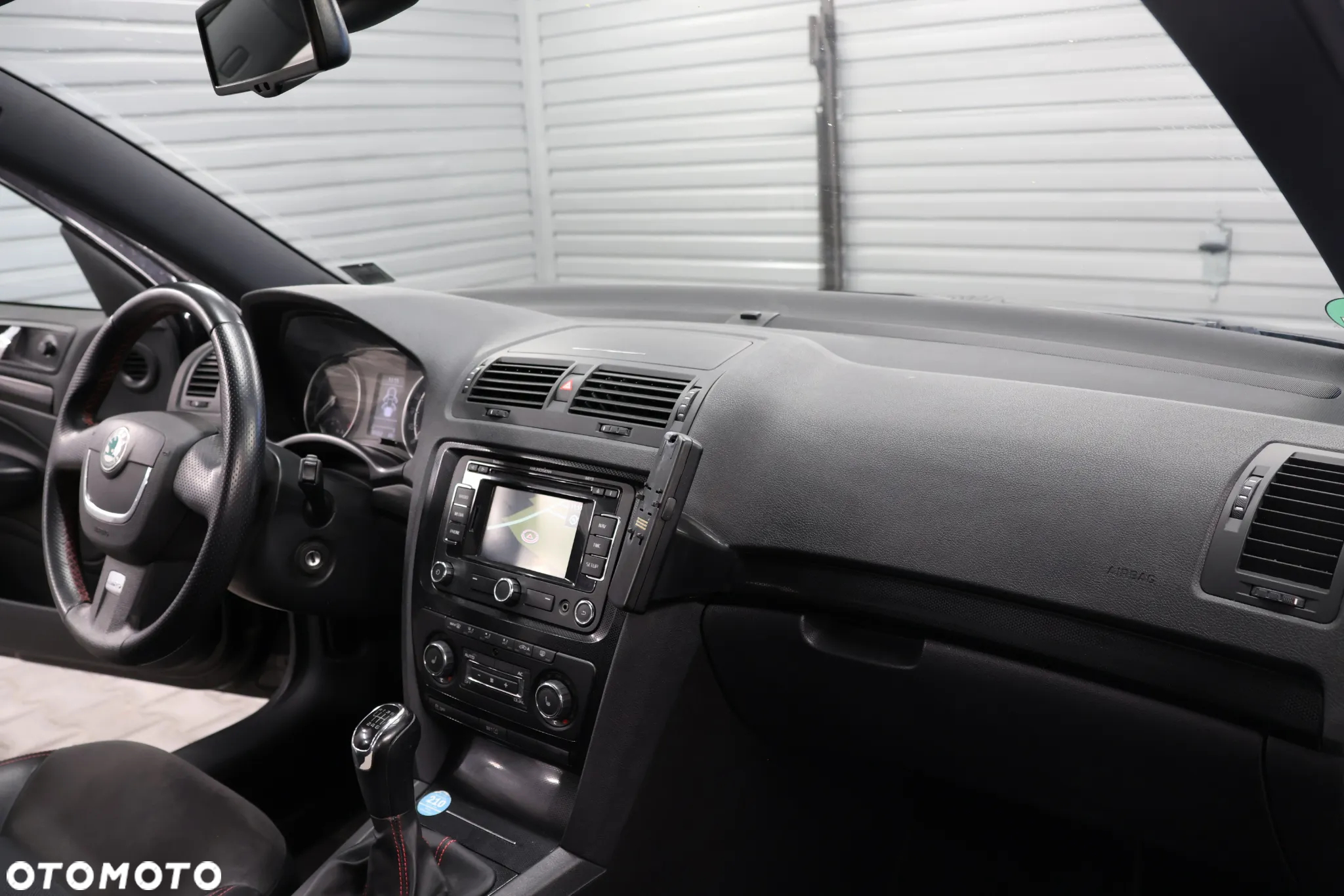 Skoda Octavia Combi 2.0 TSI RS - 10