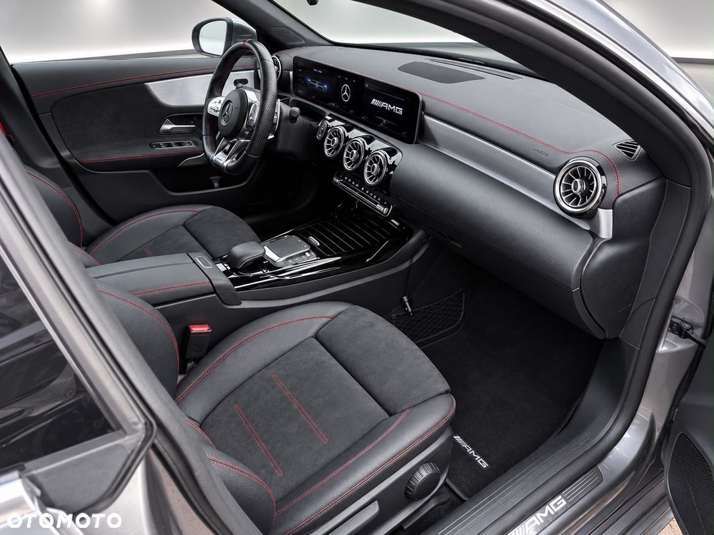 Mercedes-Benz CLA AMG 35 4-Matic 7G-DCT - 8