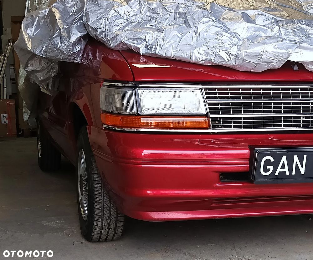 Chrysler Voyager - 10