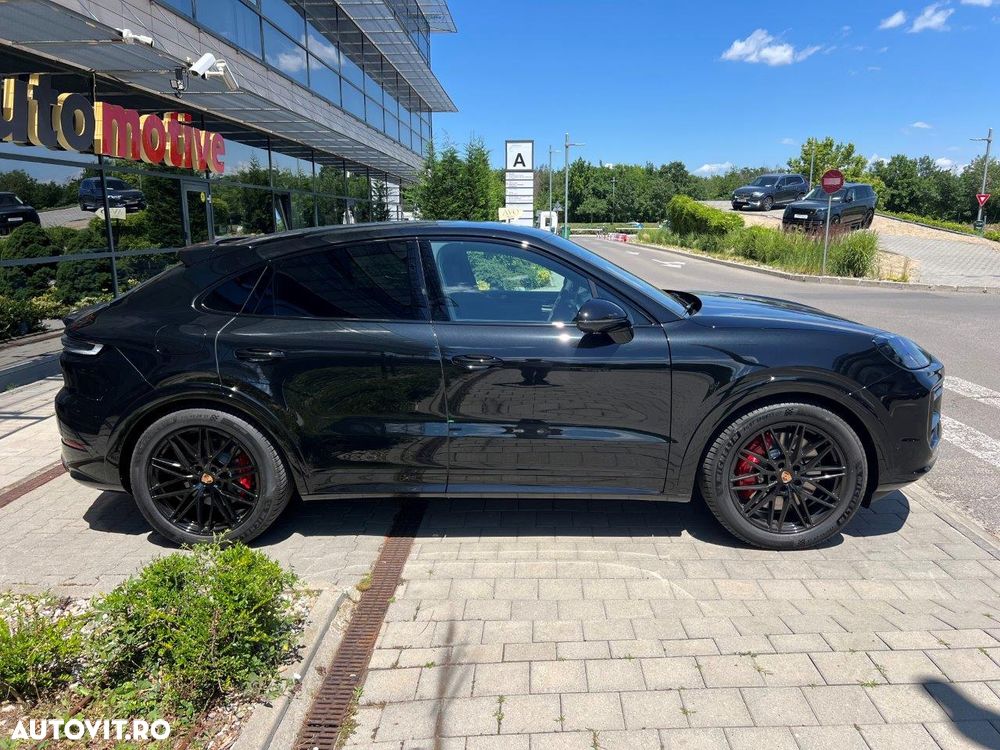 PORSCHE Cayenne Coupe 2026 — imagine 7