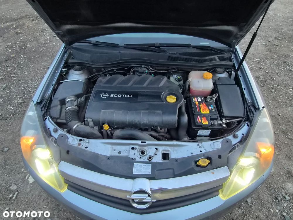 Opel Astra 1.9 CDTI DPF Sport - 10