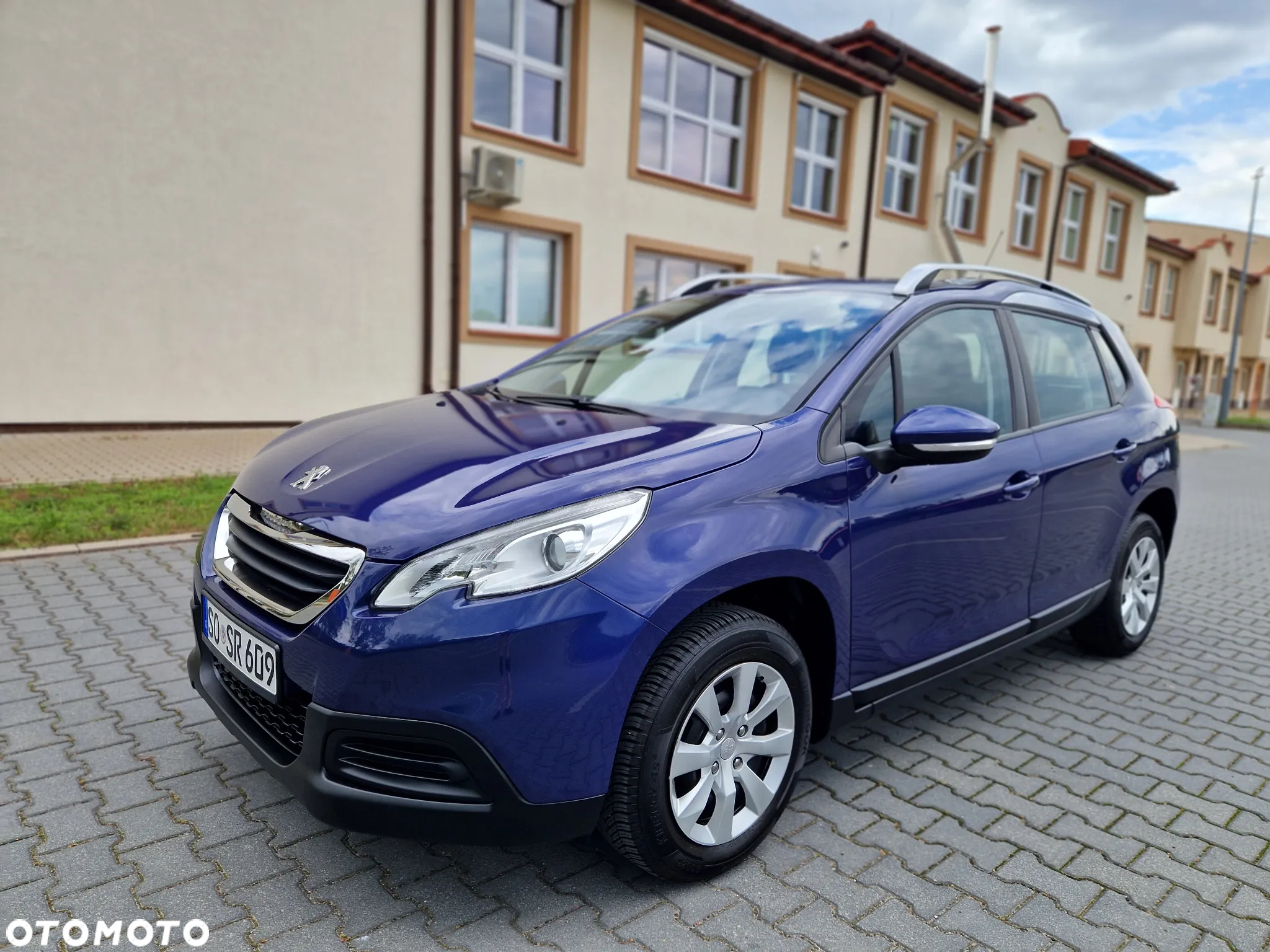 Peugeot 2008 - 4