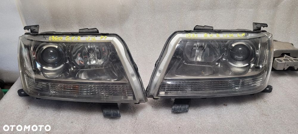 LAMPA PRZEDNIA SUZUKI GRAND VITARA II ANGLIK UK