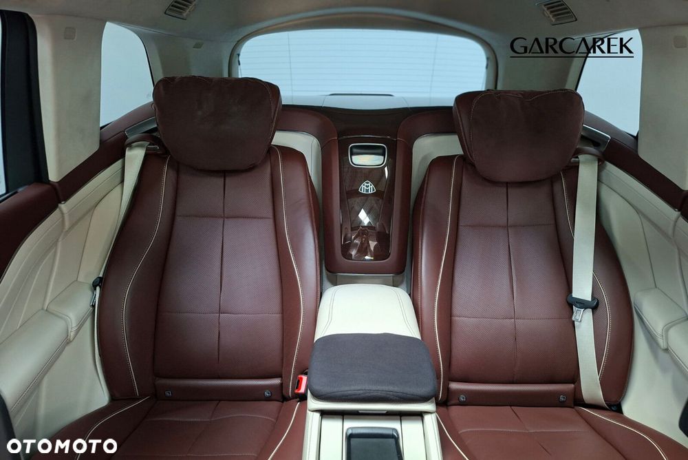Mercedes-Benz GLS - 19