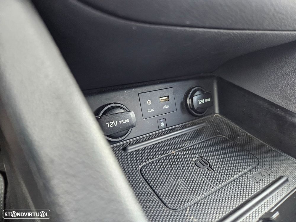 Hyundai Ioniq 1.6 GDI HEV Hybrid Tech - 26