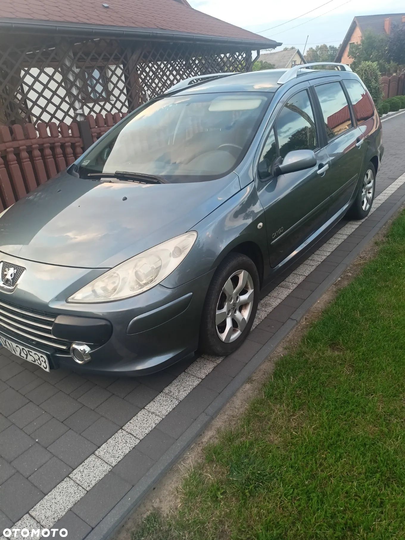 Peugeot 307 HDi 110 OXYGO - 1