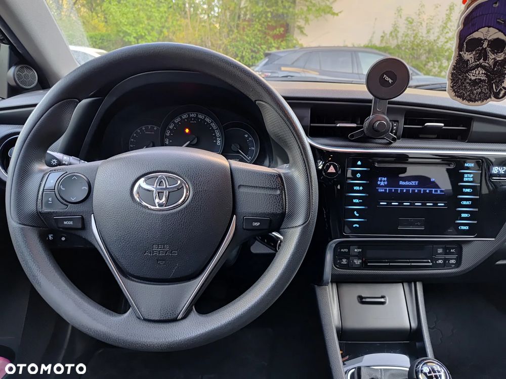 Toyota Auris 1.6 Active - 9