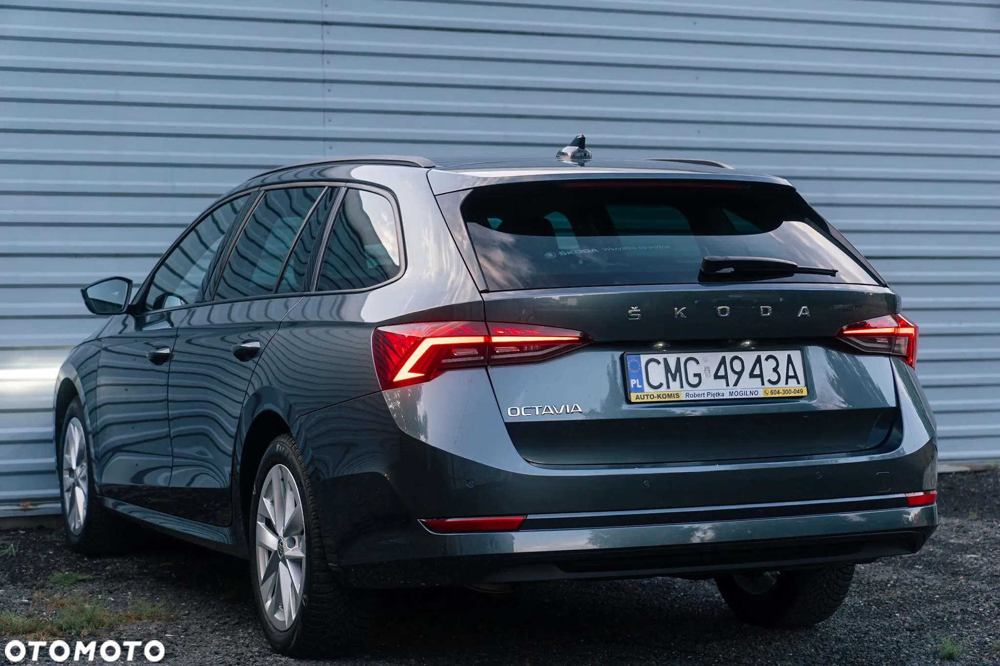 Skoda Octavia 2.0 TDI Ambition DSG - 4