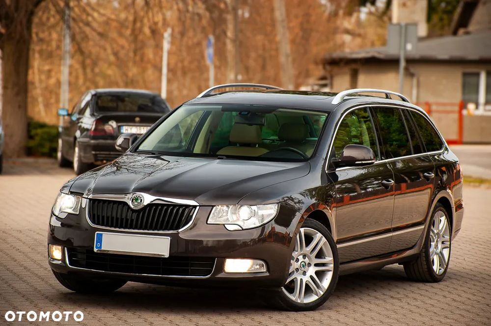 Skoda Superb 2.0 TDI DSG Exclusive - 7