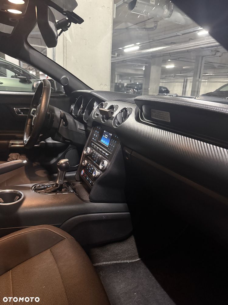 Ford Mustang 3.7 V6 - 10