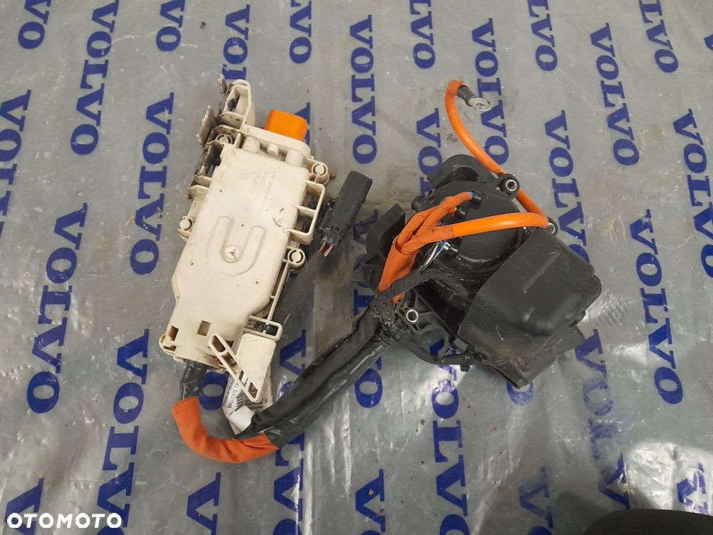 gniazdo ładowania 31346157 volvo xc60 ii 2.0 t8 2019r - 4