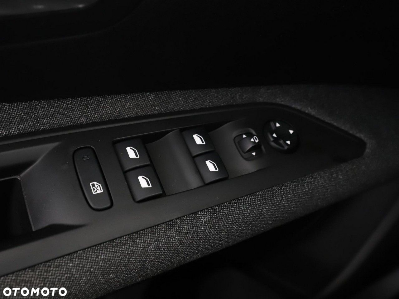 Peugeot 3008 1.2 PureTech Active S&S - 33