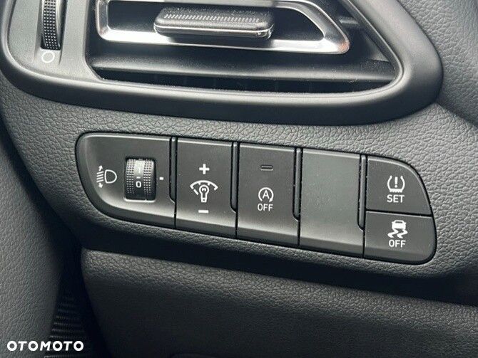 Hyundai i30 - 13