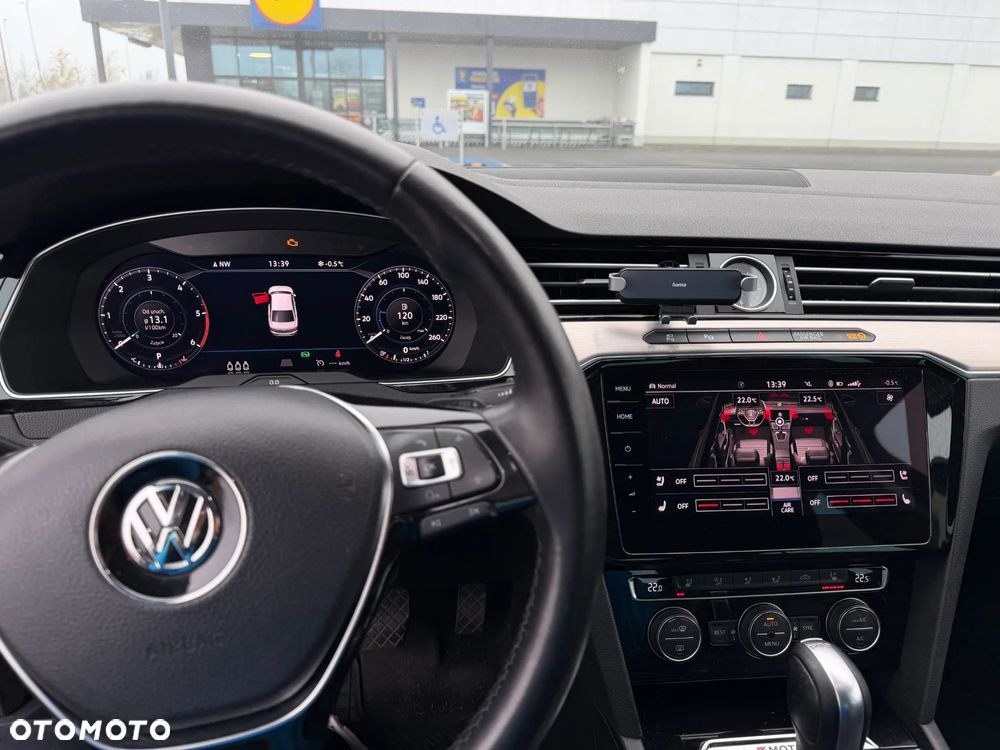 Volkswagen Passat 2.0 TDI BMT 4Mot Highline DSG - 11