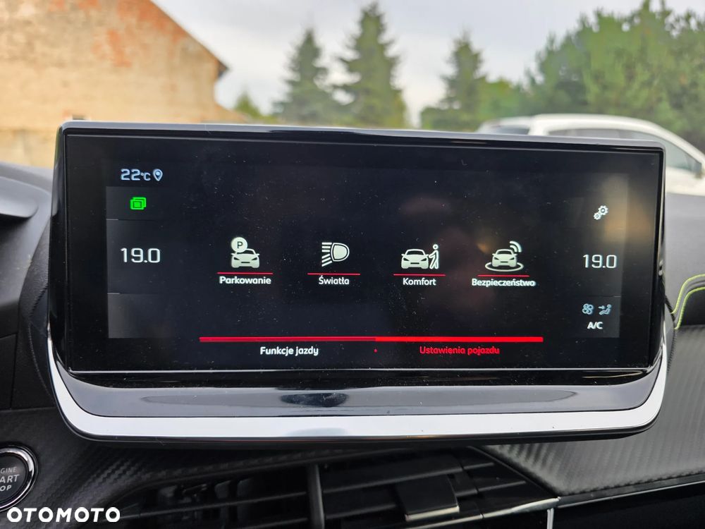 Peugeot 208 PureTech 130 EAT8 Allure - 20