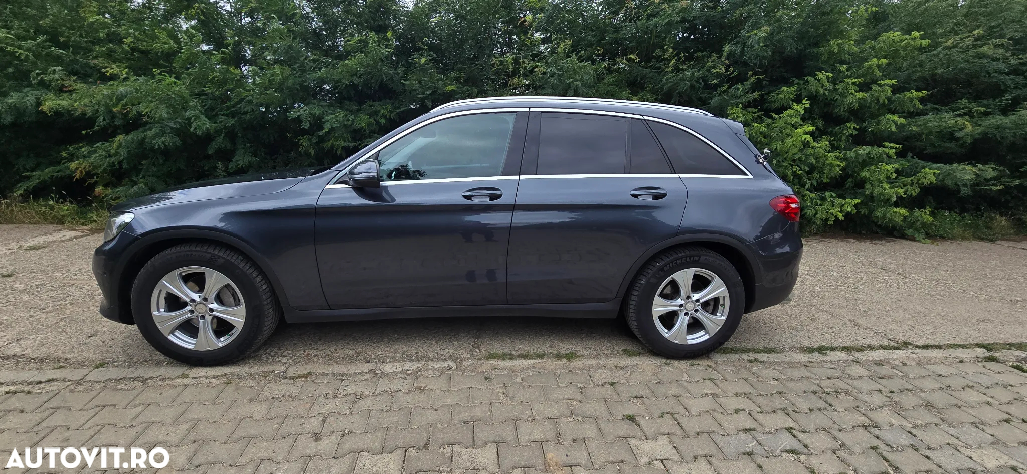 Mercedes-Benz GLC 220 d 4Matic 9G-TRONIC - 4