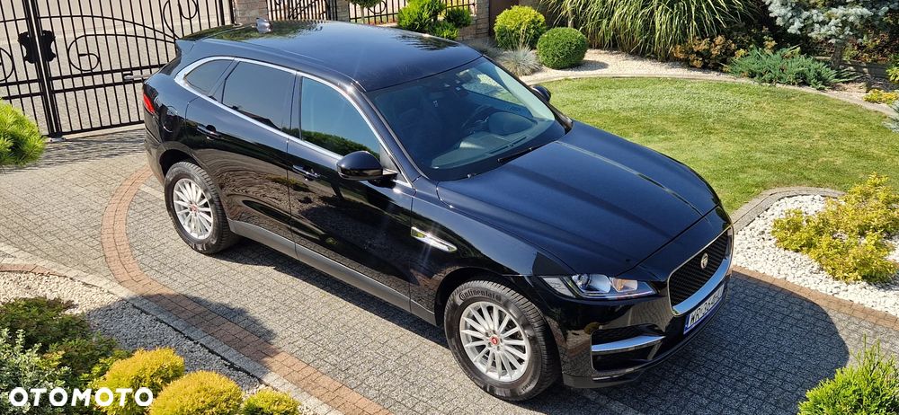 Jaguar F-Pace - 1