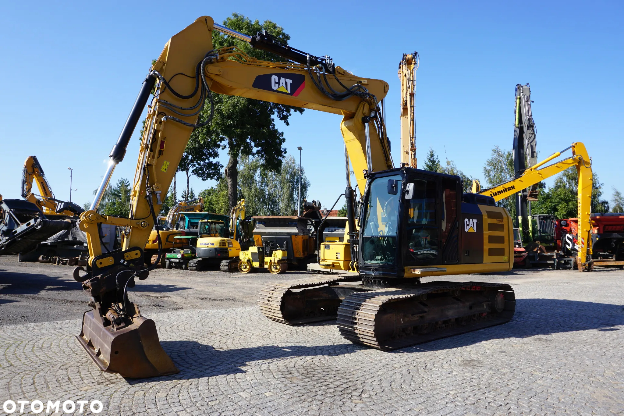 Caterpillar 320 FL - 6