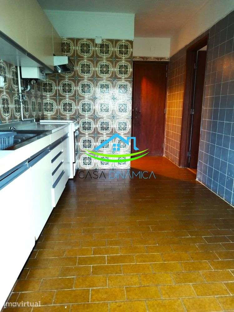 Apartamento T2 na rua Joaquim Sotto Mayor - Figueira da Foz - Grande imagem: 5/34