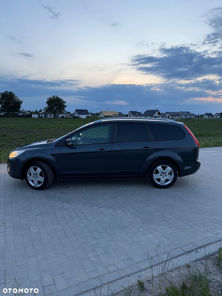 Ford Focus 1.6 Trend - 3
